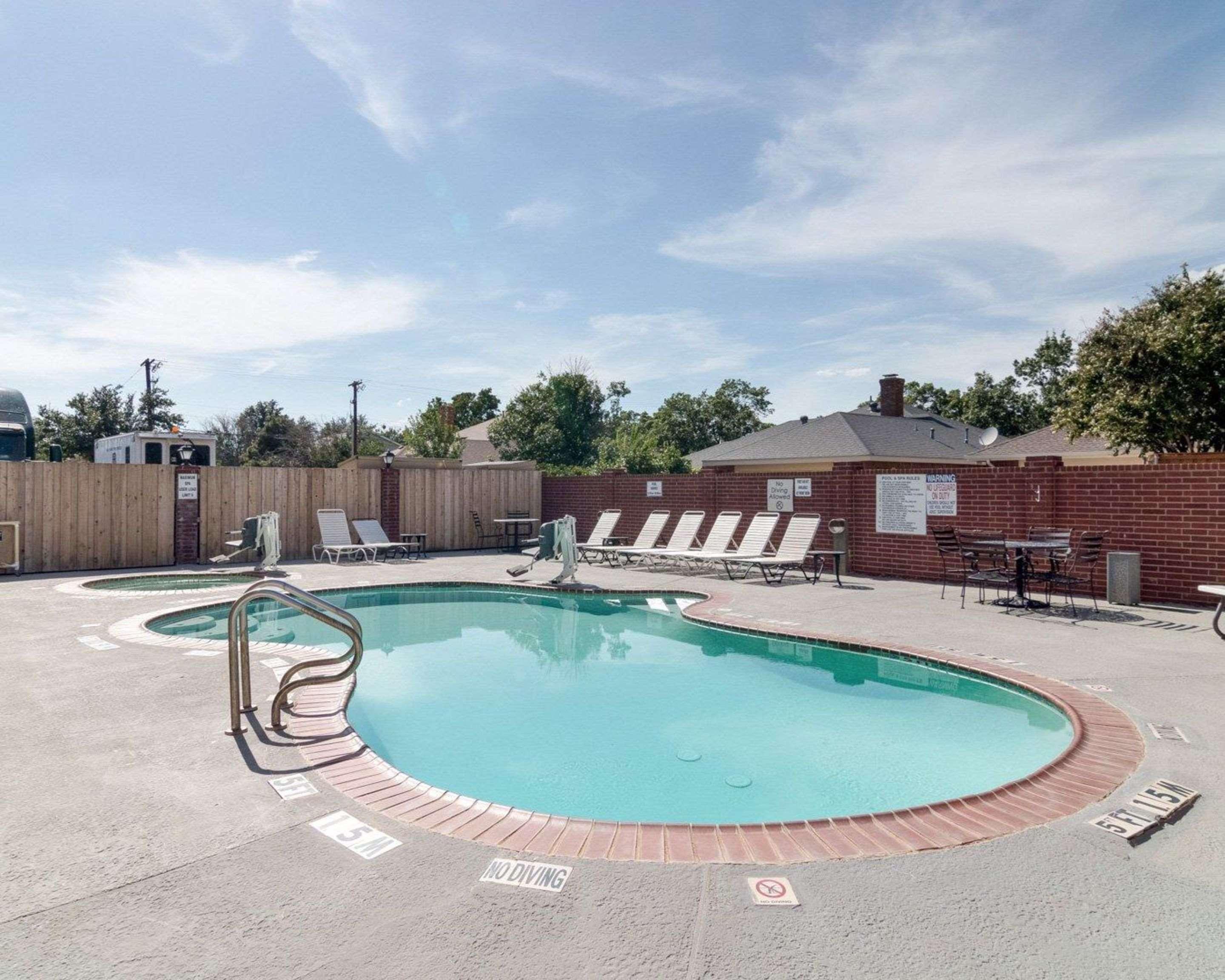 Quality Suites Midland North Loop 250 Zewnętrze zdjęcie